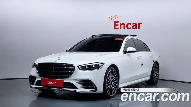 Mercedes-Benz S-Class 2021 — Photo 9/34