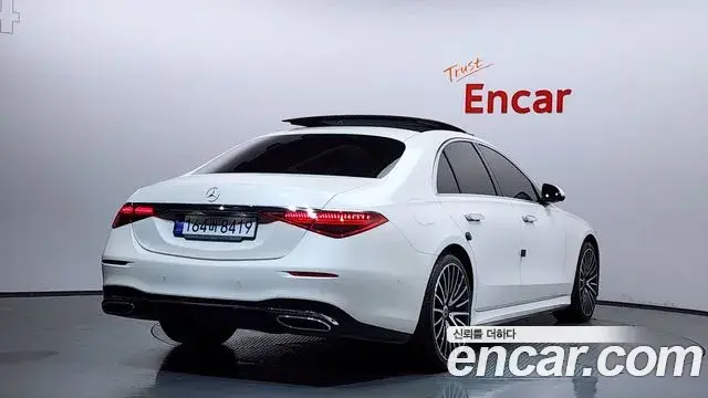 Mercedes-Benz S-Class 2021 — Photo 29/34