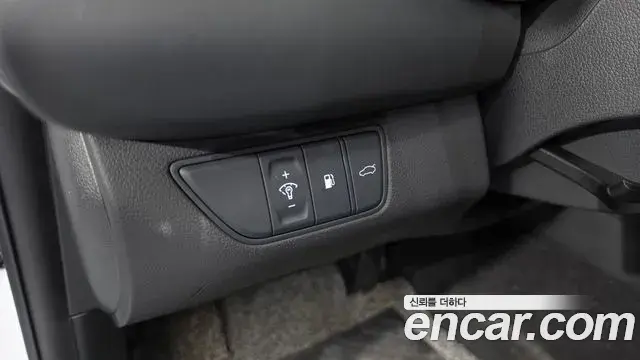 Genesis G70 2023 — ფოტო 17/33