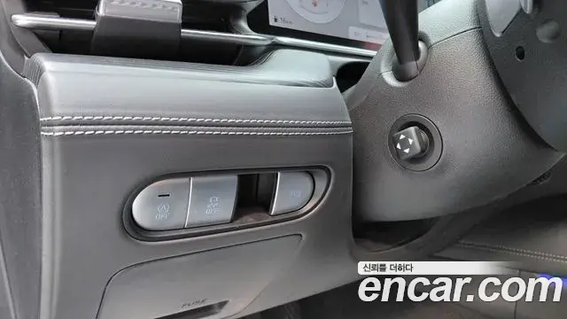 Genesis G90 2023 — Photo 4/35