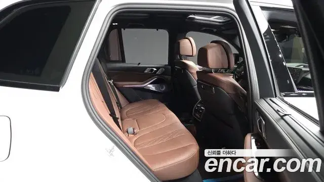 BMW X5 2025 — Фото 12/20