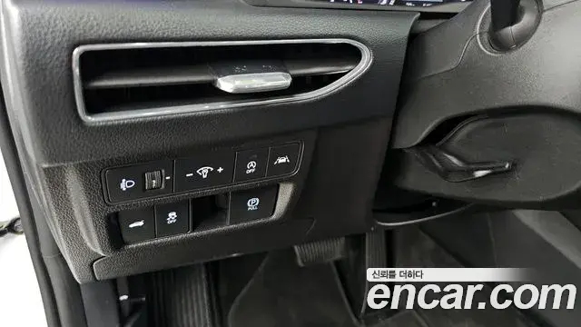 Hyundai Sonata Hybrid 2022 — ფოტო 30/32