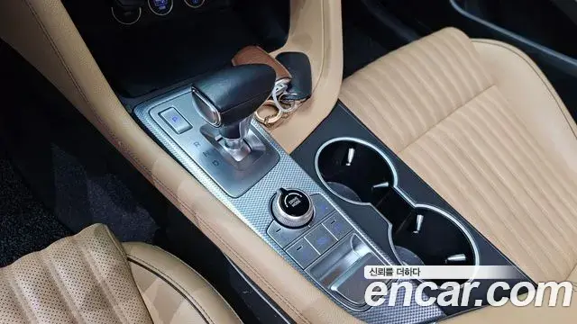 Genesis G70 2021 — ფოტო 23/31