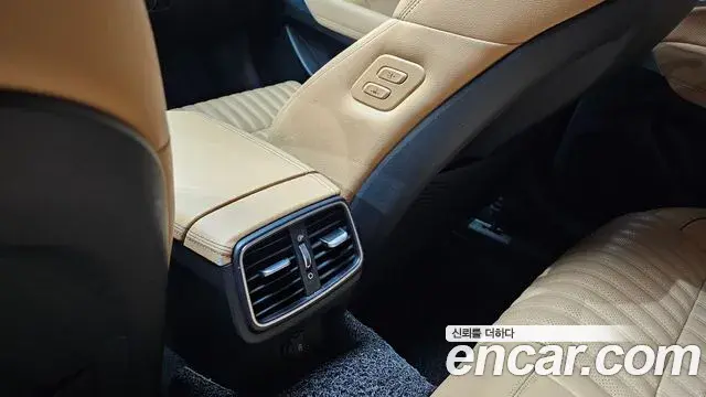 Genesis G70 2021 — ფოტო 19/31