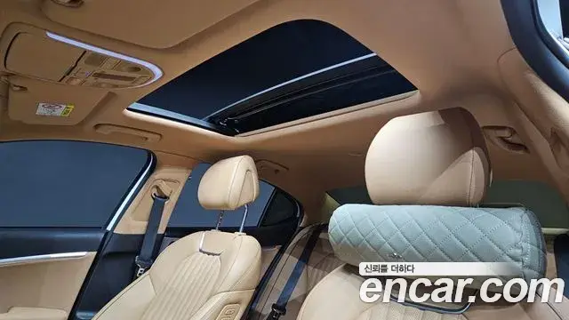 Genesis G70 2021 — ფოტო 9/31