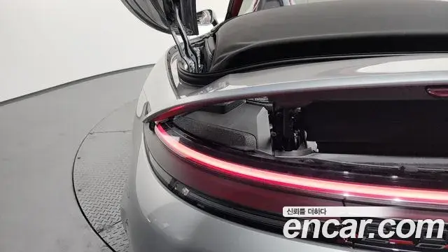 Porsche 911 2025 — ფოტო 29/34