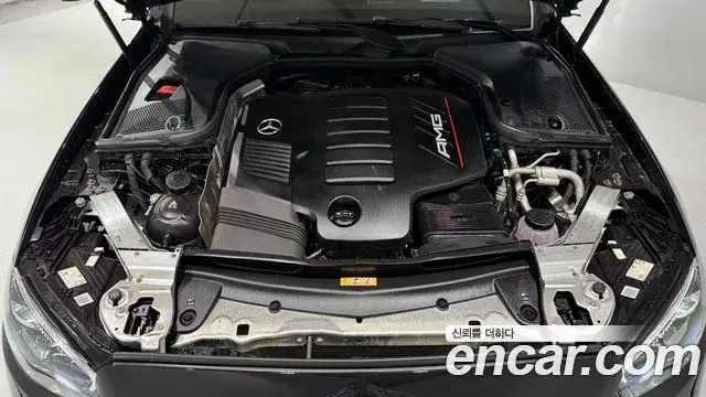 Mercedes-Benz E-Class 2023 — Фото 10/20
