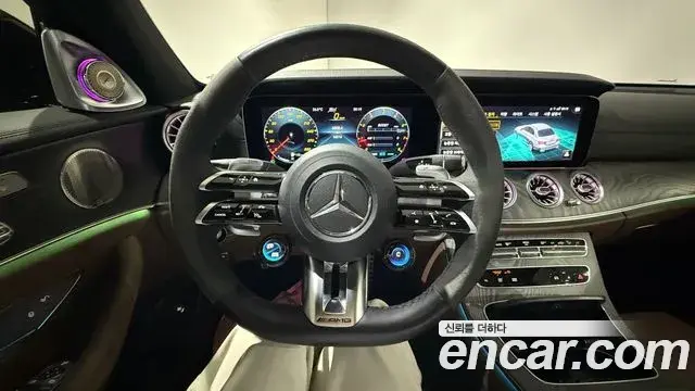 Mercedes-Benz E-Class 2023 — Фото 8/20