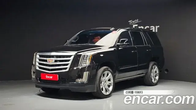 Cadillac Escalade 2019 — Фото 1/20