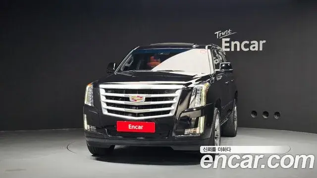 Cadillac Escalade 2019 — Фото 3/20
