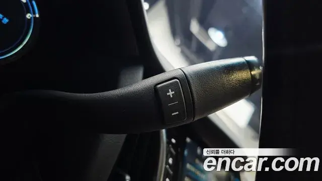 Cadillac Escalade 2019 — Фото 9/20