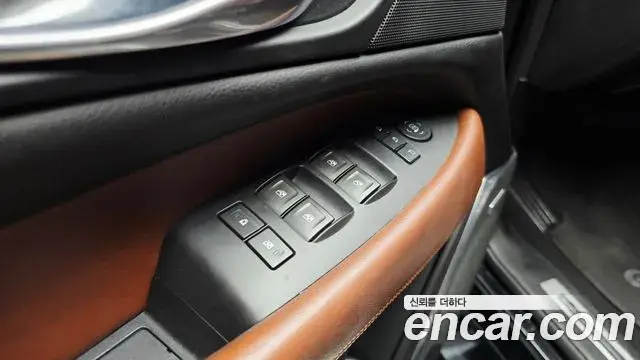 Cadillac Escalade 2019 — Фото 14/20