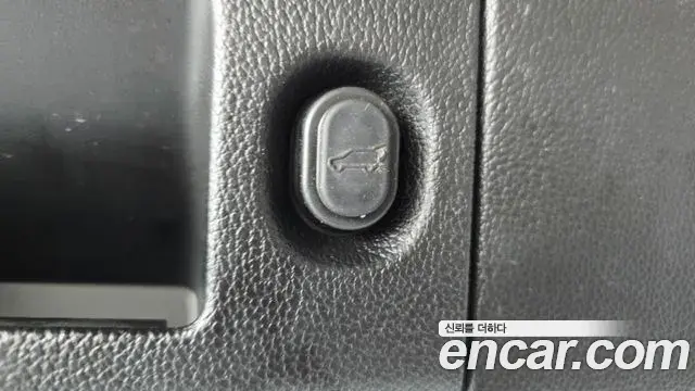 Cadillac Escalade 2019 — Фото 18/20