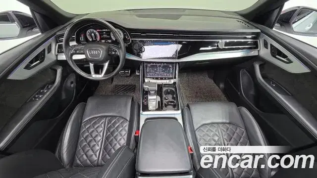 Audi Q7 2021 — Фото 10/20