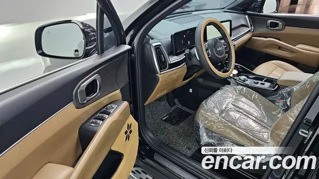 Kia Sorento 2023 — ფოტო 6/30