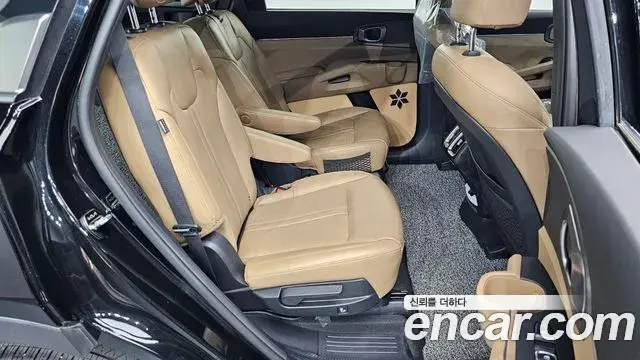 Kia Sorento 2023 — ფოტო 22/30