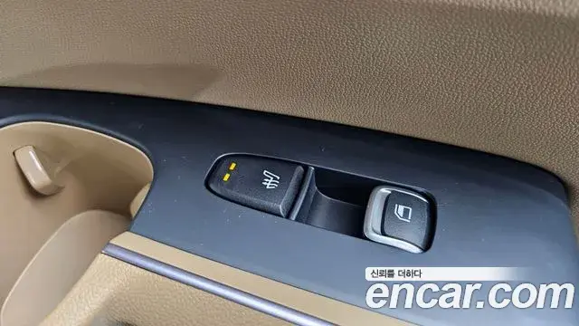 Kia Sorento 2023 — ფოტო 11/30