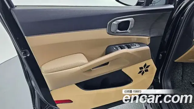 Kia Sorento 2023 — ფოტო 3/30