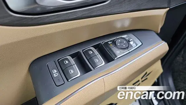 Kia Sorento 2023 — ფოტო 28/30