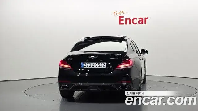 Genesis G70 2020 — Photo 26/34