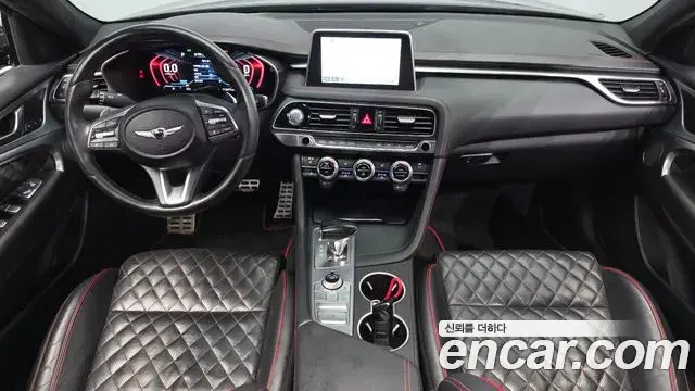 Genesis G70 2020 — Photo 1/34