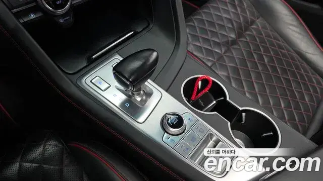 Genesis G70 2020 — Photo 34/34