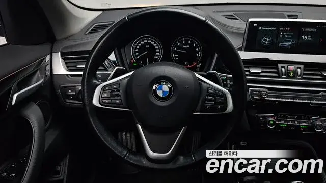 BMW X1 2022 — Фото 12/20