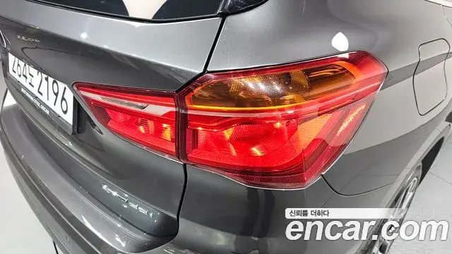 BMW X1 2022 — ფოტო 3/33