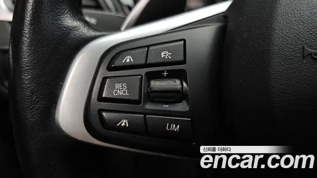 BMW X1 2022 — ფოტო 32/33