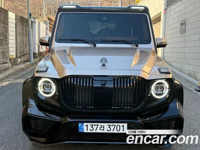 Mercedes-Benz G-Class 2022 — Photo 11/19