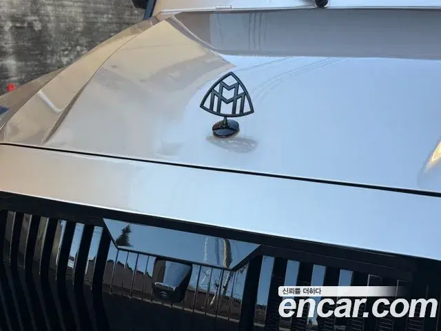 Mercedes-Benz G-Class 2022 — Photo 12/19