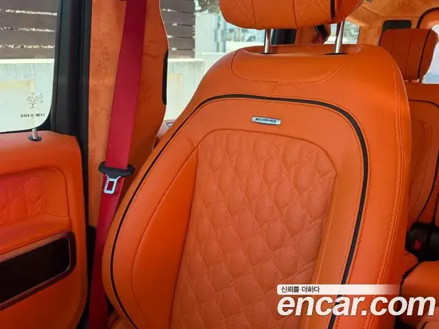 Mercedes-Benz G-Class 2022 — Photo 14/19