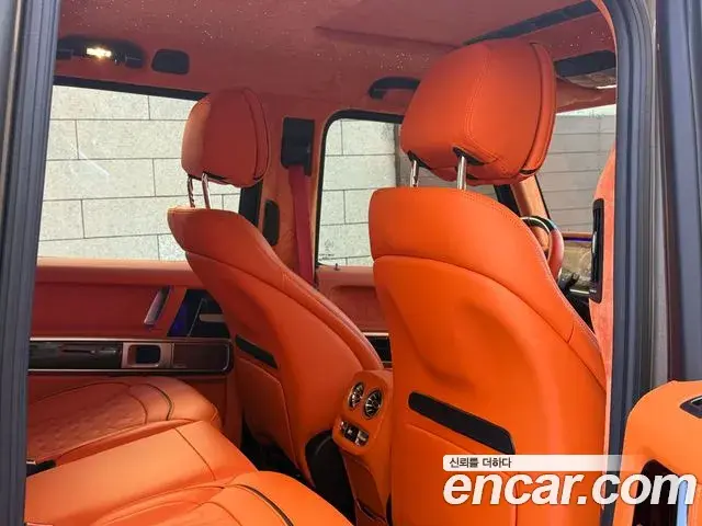 Mercedes-Benz G-Class 2022 — Photo 10/19