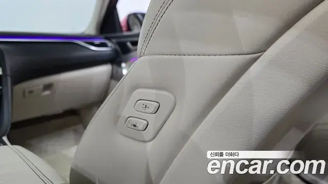 Genesis G70 2018 — Photo 27/34
