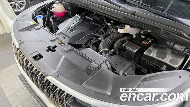 Kia Carnival 2022 — Photo 21/32