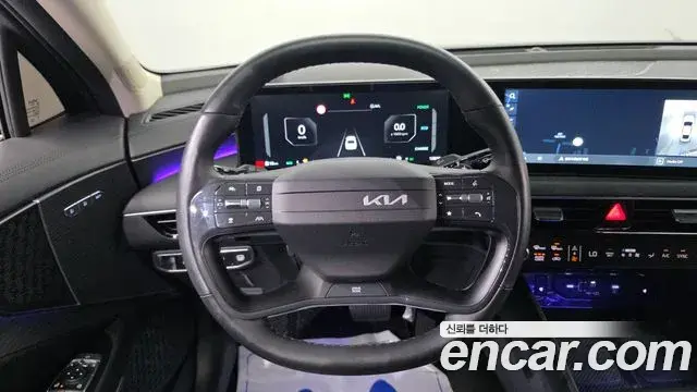 Kia K8 2024 — Photo 9/31