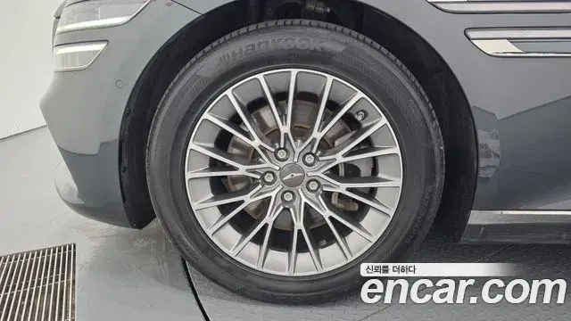Genesis G80 2020 — Photo 2/20