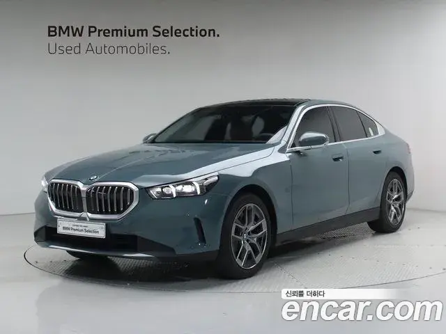 BMW 5 Series 2025 — ფოტო 7/20