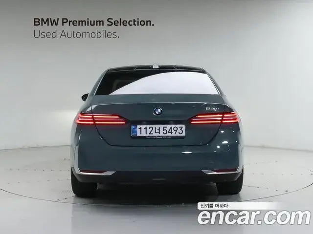 BMW 5 Series 2025 — ფოტო 13/20