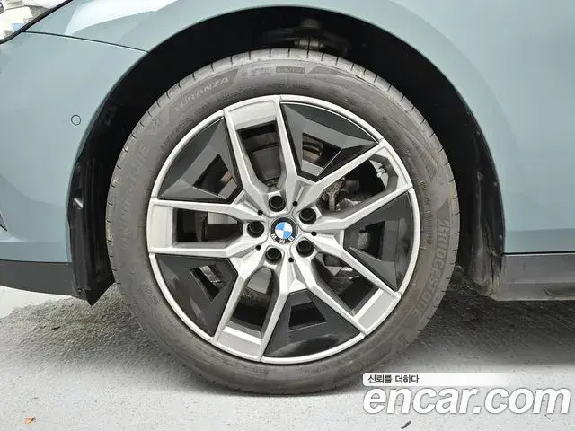 BMW 5 Series 2025 — ფოტო 15/20
