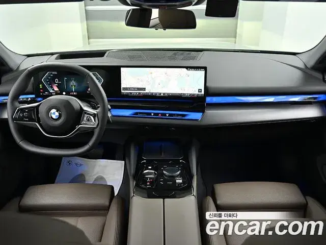 BMW 5 Series 2025 — ფოტო 6/20