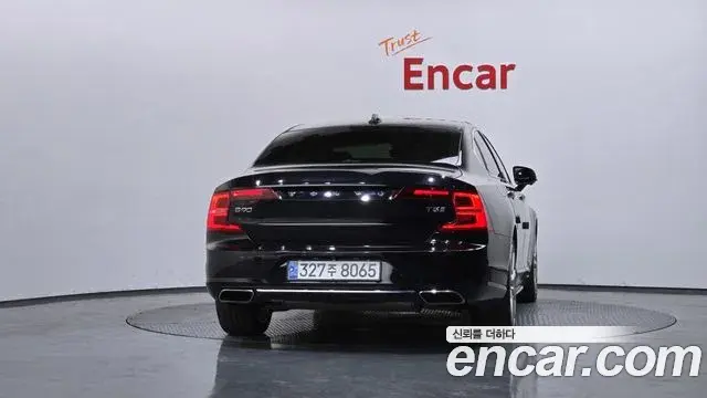 Volvo S90 2019 — Şəkil 1/33