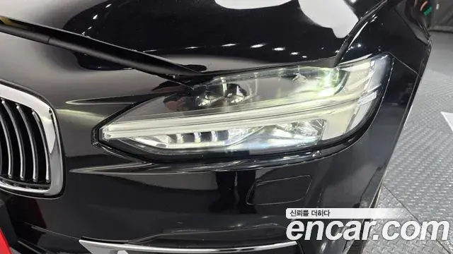 Volvo S90 2019 — Şəkil 9/33