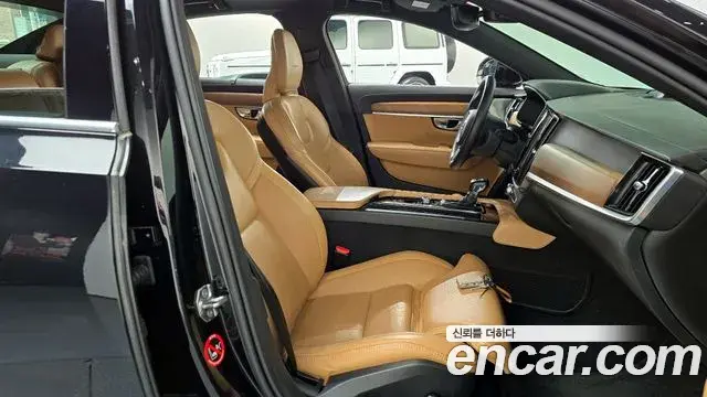 Volvo S90 2019 — Şəkil 16/33