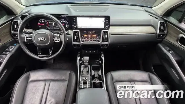 Kia Sorento 2021 — Фото 7/20