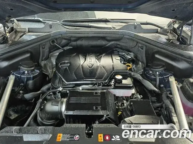 Genesis GV80 2023 — Photo 6/19