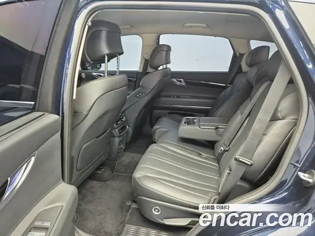 Genesis GV80 2023 — Photo 15/19