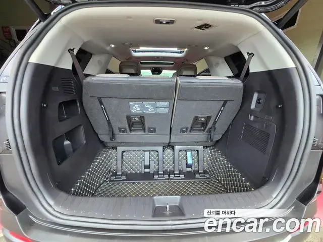 Kia Carnival 2024 — Şəkil 9/20