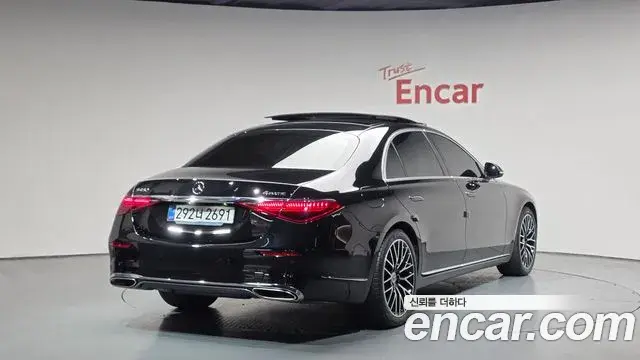 Mercedes-Benz S-Class 2025 — Photo 16/35