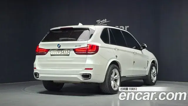 BMW X5 2018 — Фото 2/20